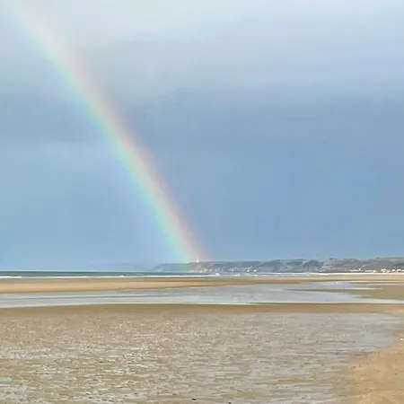 Les Nereides 3* סן-לוראן-סור-מר