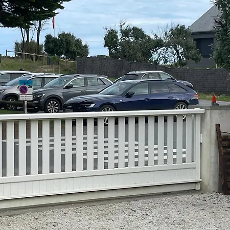 Les Nereides לינה וארוחת בוקר 3*