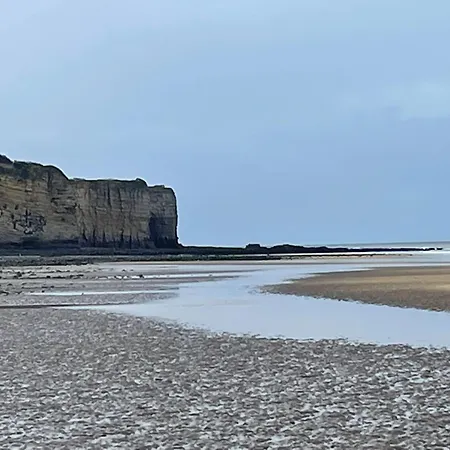 לינה וארוחת בוקר Les Nereides 3*