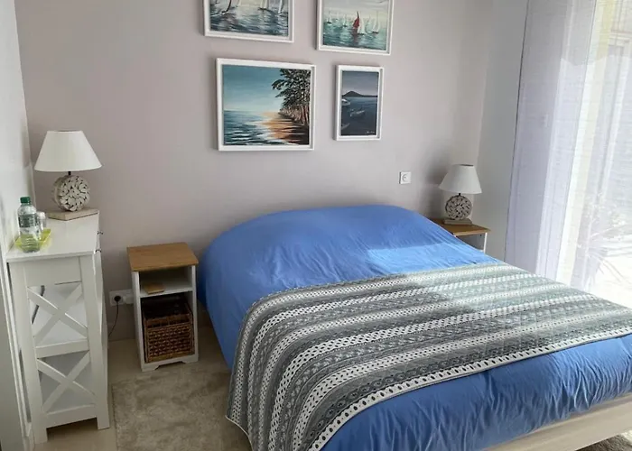 Les Nereides Saint-Laurent-sur-Mer